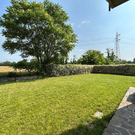 Appartamento Mimosa - Immobili E Soluzioni Rent Brembate Exterior photo