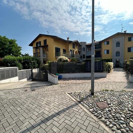 Appartamento Mimosa - Immobili E Soluzioni Rent Brembate Exterior photo