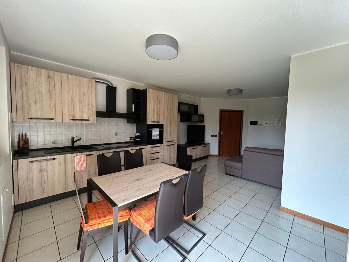 Appartamento Mimosa - Immobili E Soluzioni Rent Brembate Exterior photo