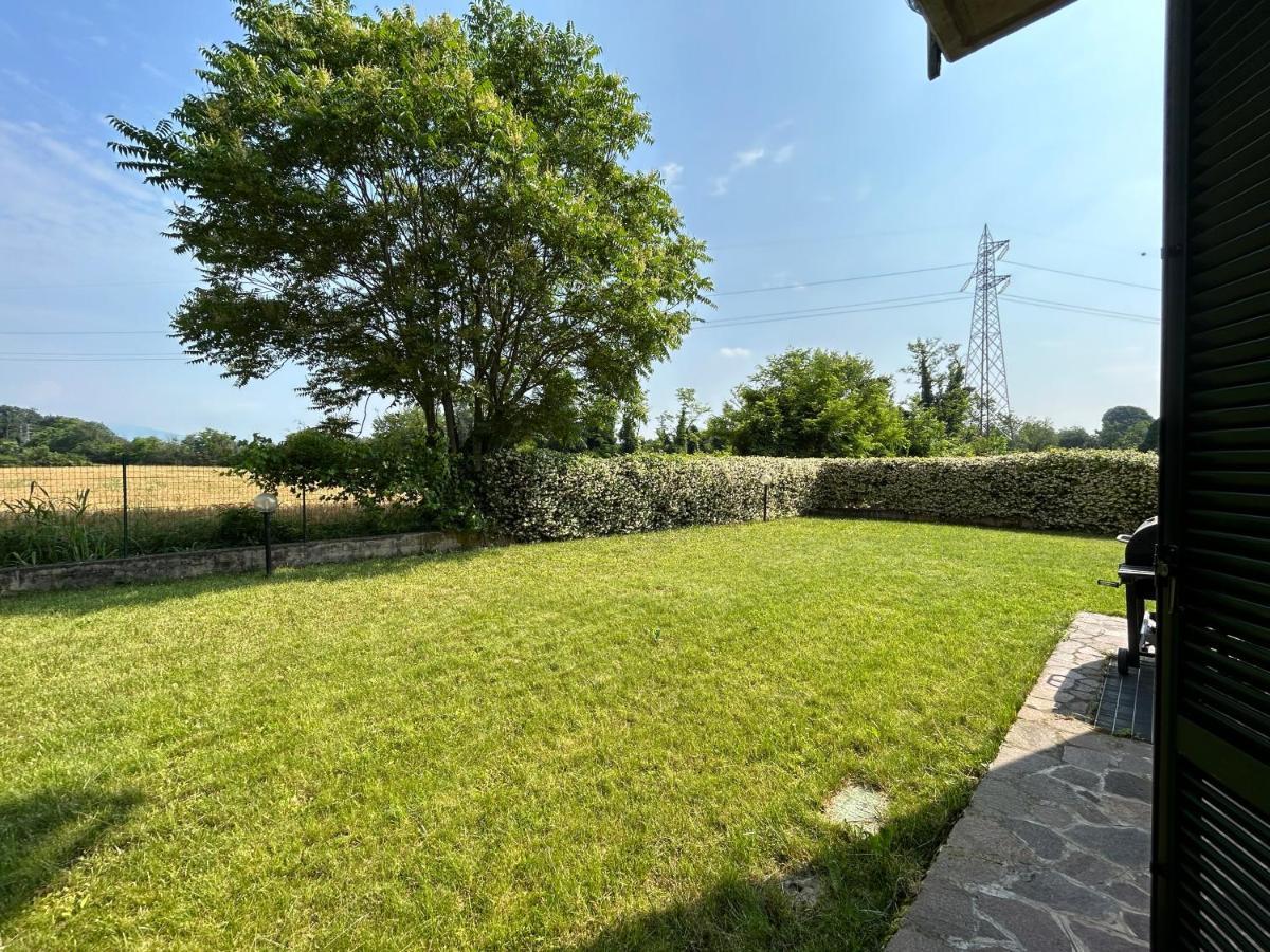 Appartamento Mimosa - Immobili E Soluzioni Rent Brembate Exterior photo