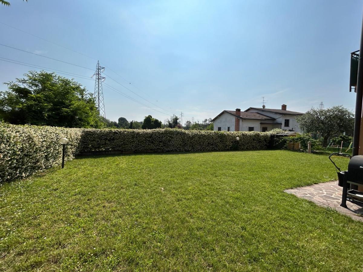 Appartamento Mimosa - Immobili E Soluzioni Rent Brembate Exterior photo